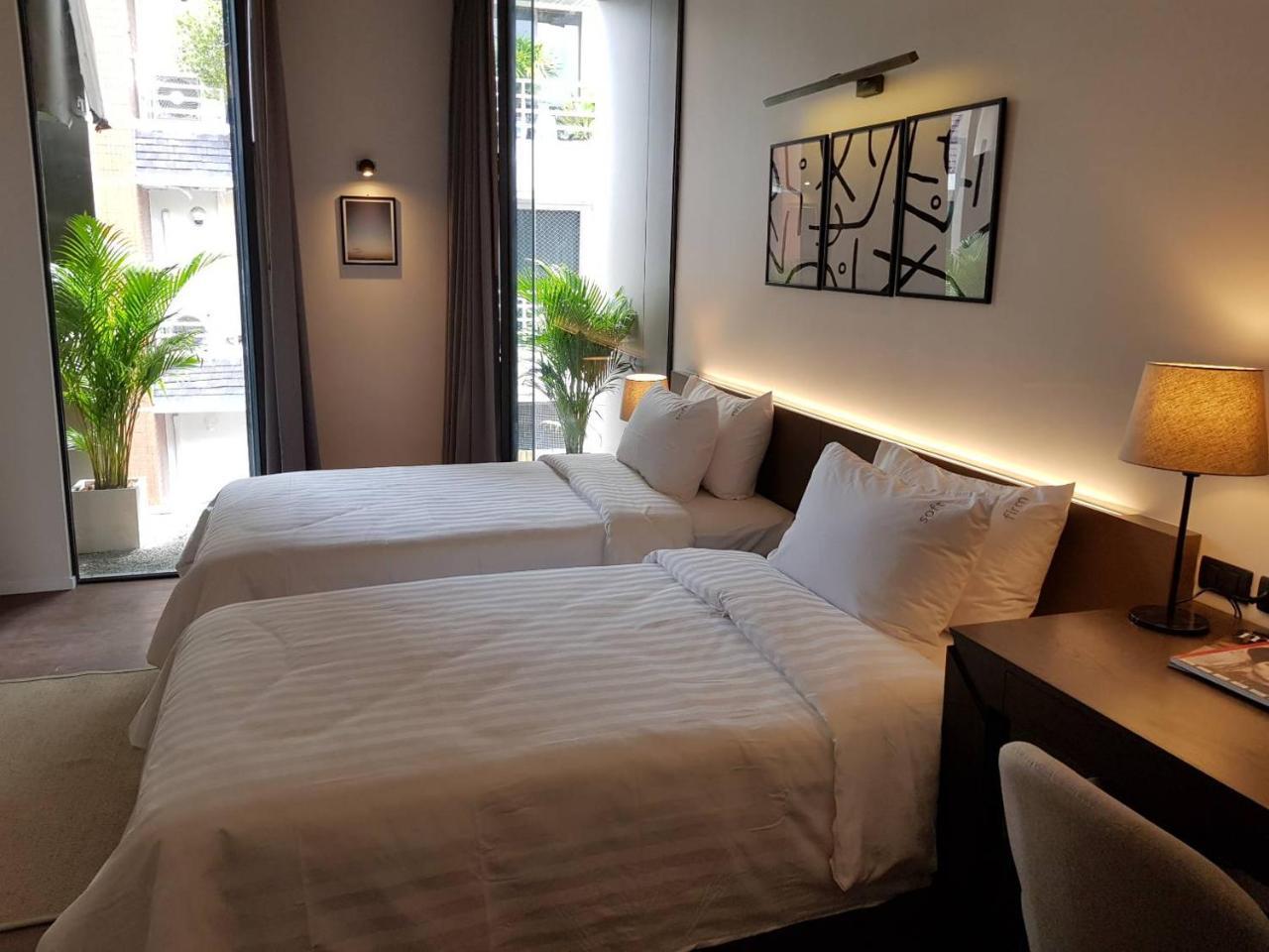 T2 Residence Sathorn Banguecoque Exterior foto