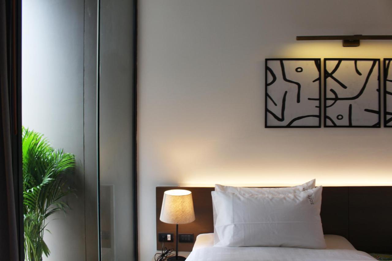T2 Residence Sathorn Banguecoque Exterior foto