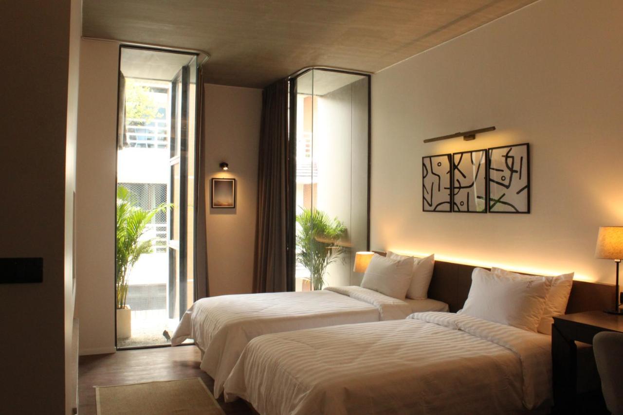 T2 Residence Sathorn Banguecoque Exterior foto