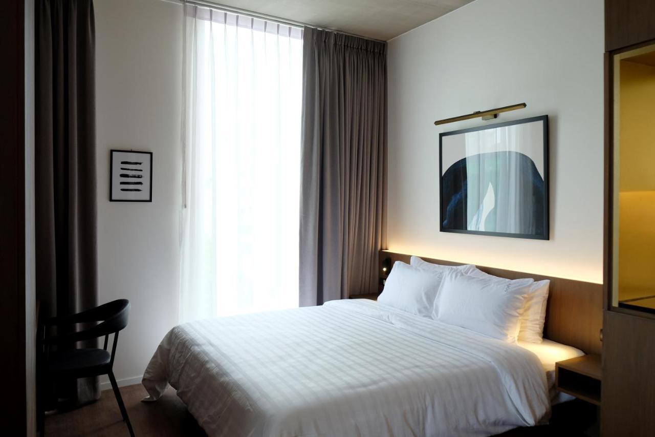 T2 Residence Sathorn Banguecoque Exterior foto