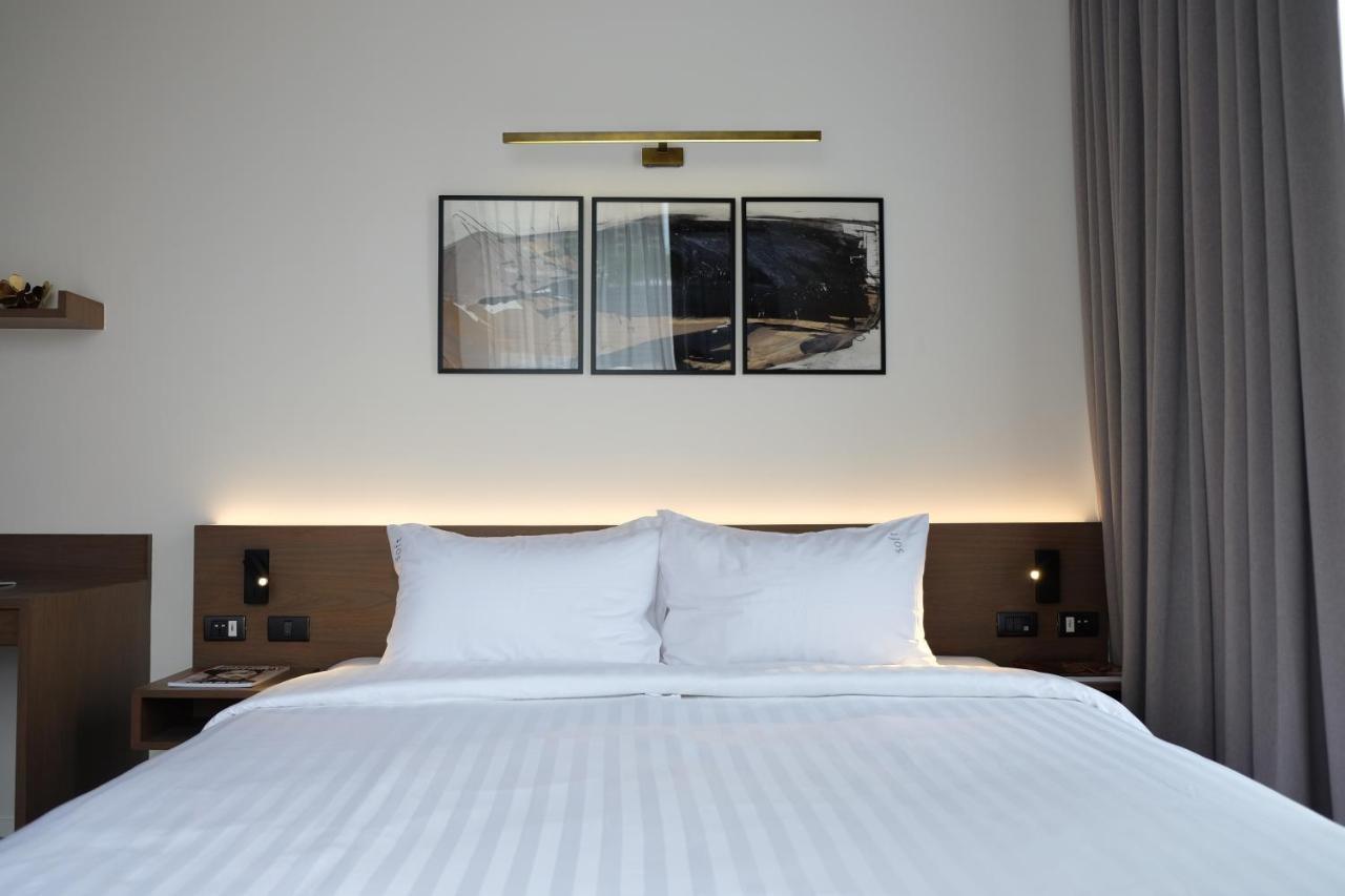 T2 Residence Sathorn Banguecoque Exterior foto