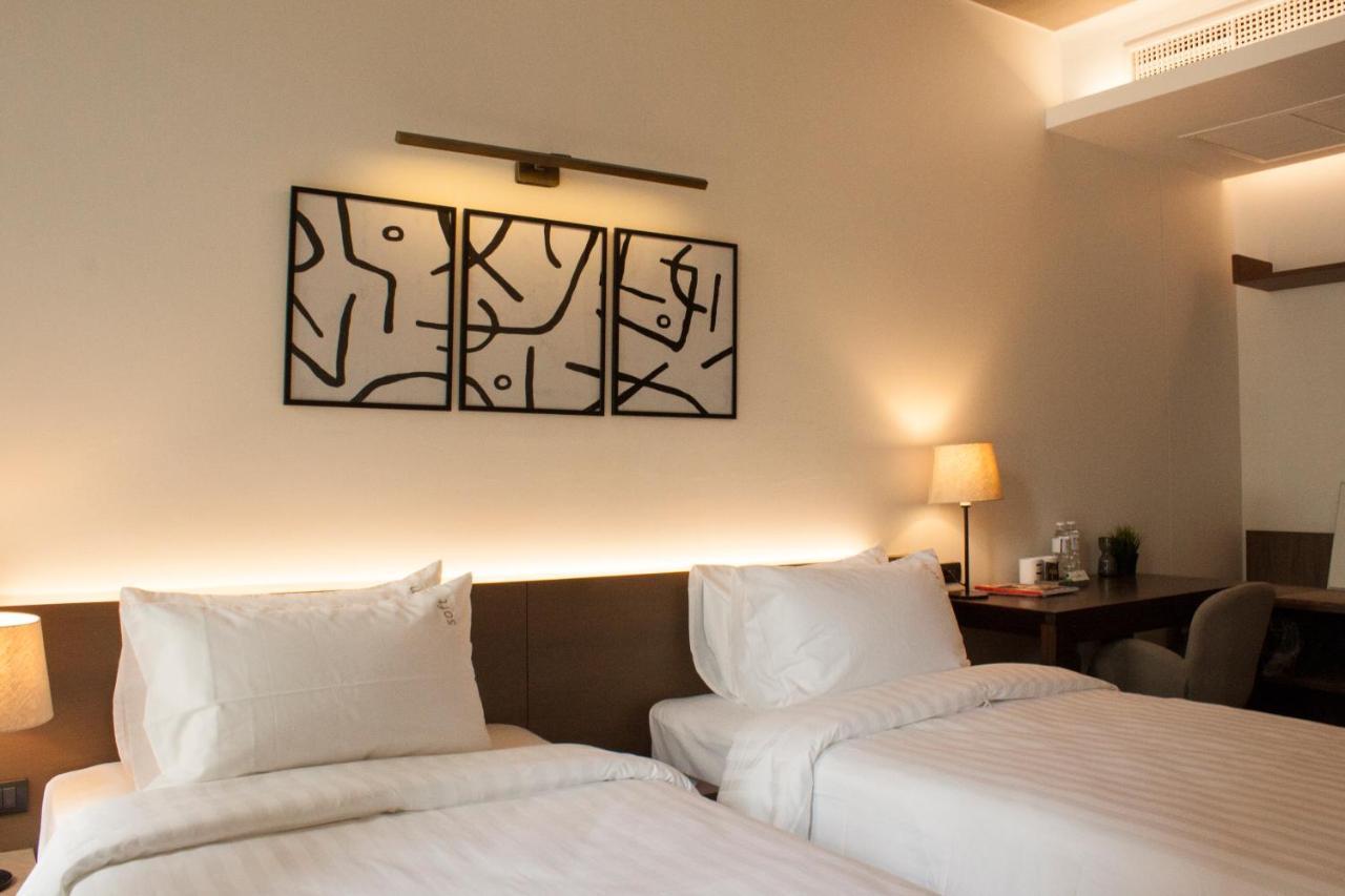 T2 Residence Sathorn Banguecoque Exterior foto