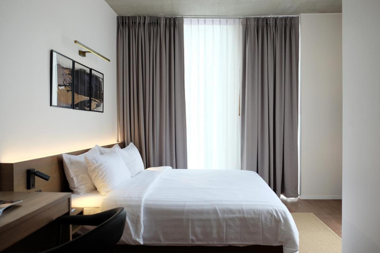 T2 Residence Sathorn Banguecoque Exterior foto