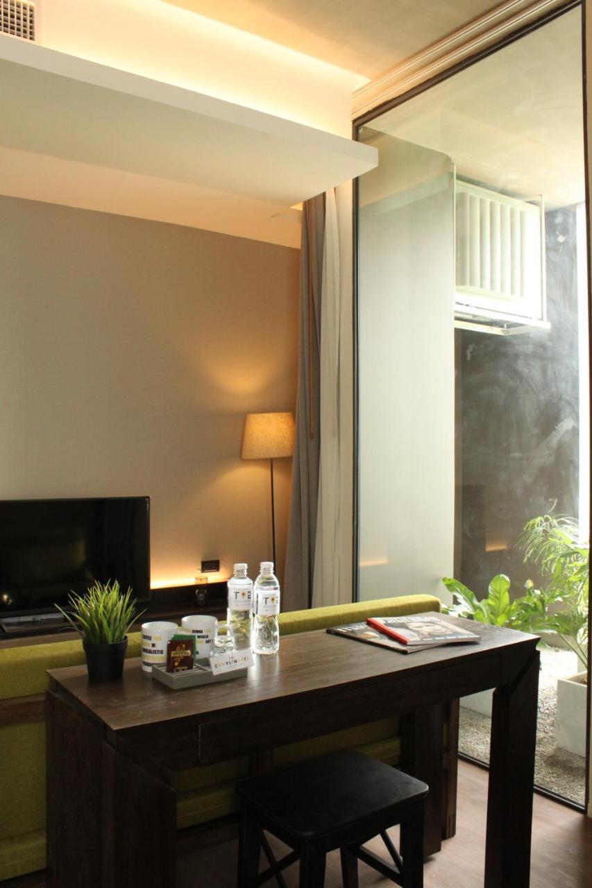 T2 Residence Sathorn Banguecoque Exterior foto