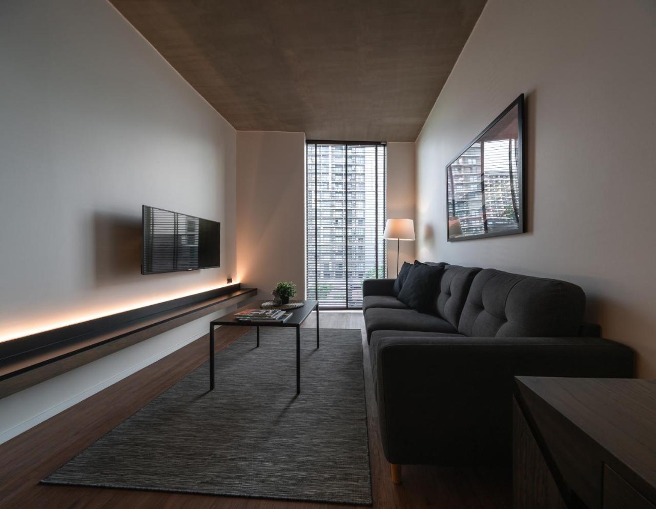 T2 Residence Sathorn Banguecoque Exterior foto