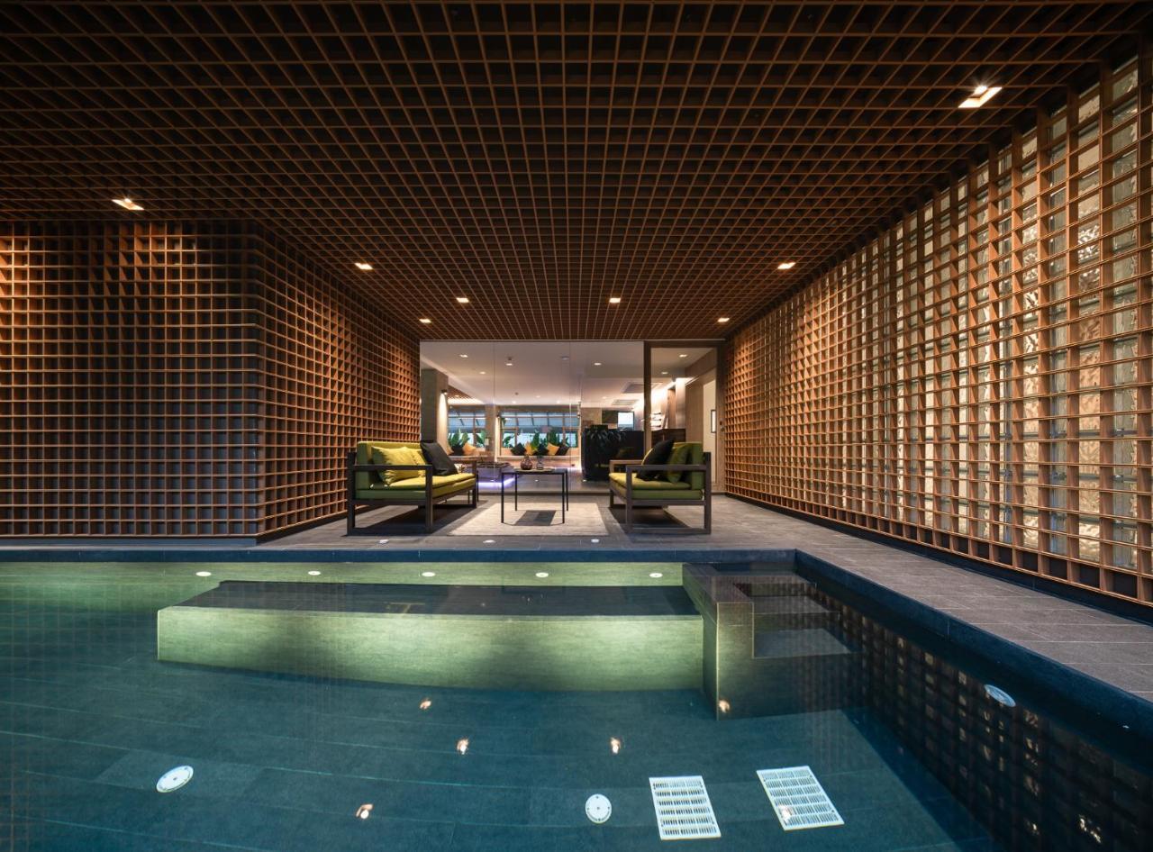 T2 Residence Sathorn Banguecoque Exterior foto